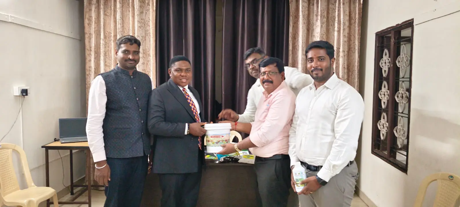 International interaction meeting (4)