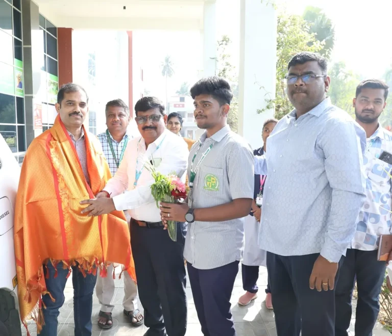 Distribution of Free Tamil Nadu Government Laptops to Final-Year Students